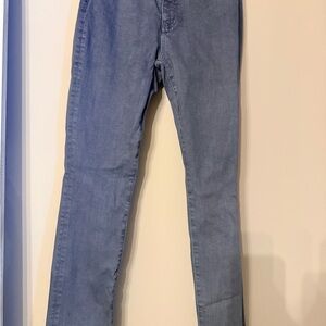 AG Women's Straight Leg JEANS in Blue